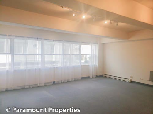 140 West Franklin Street - 207